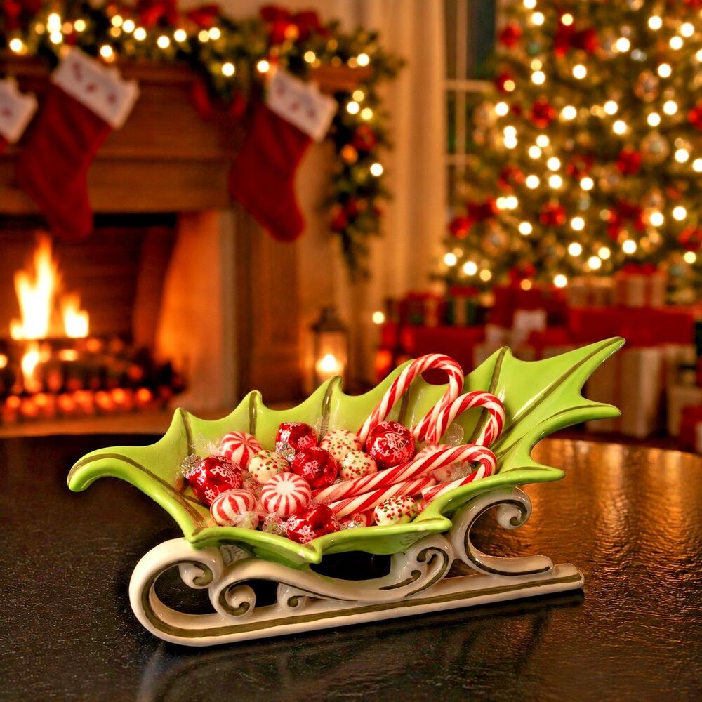 Vintage Ceramic Green Holly Leaf Candy Nut Dish, USA Atlantic Mold, Christmas